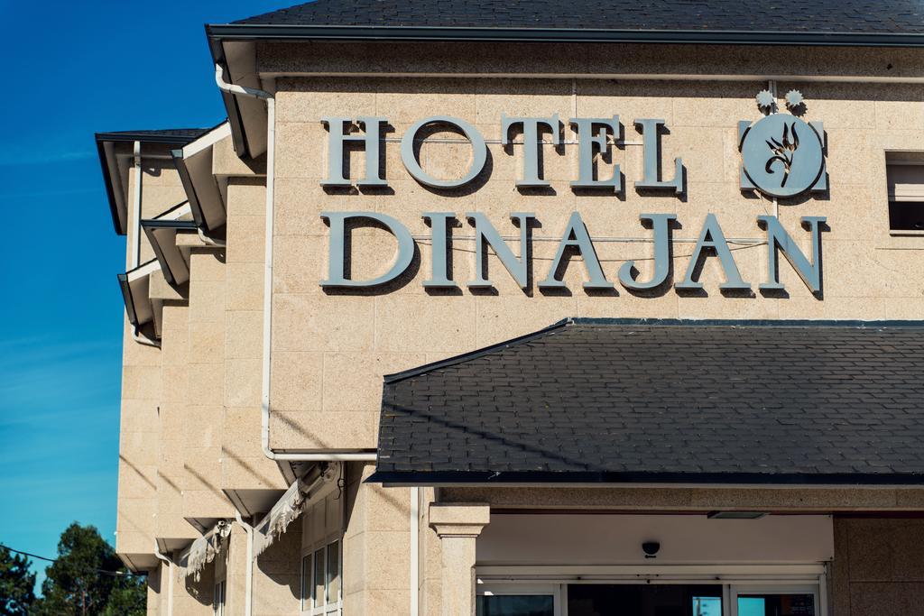 Hotel Dinajan Villanueva De Arosa Luaran gambar